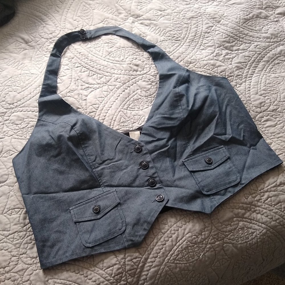 Women's Cropped Style Grey Halter Vest